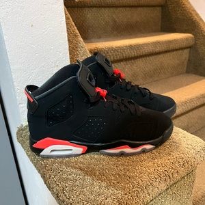 Jordan retro 6 (grade school)